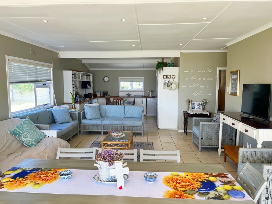 3 Bedroom Property for Sale in Struisbaai Western Cape